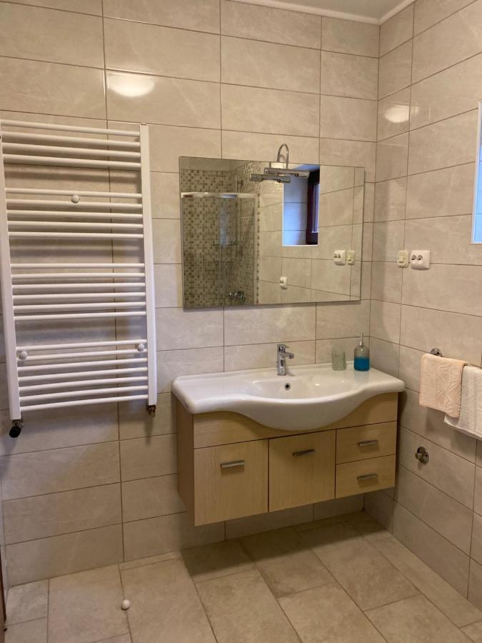 Apartment Mare Krk Milohnici ภายนอก รูปภาพ
